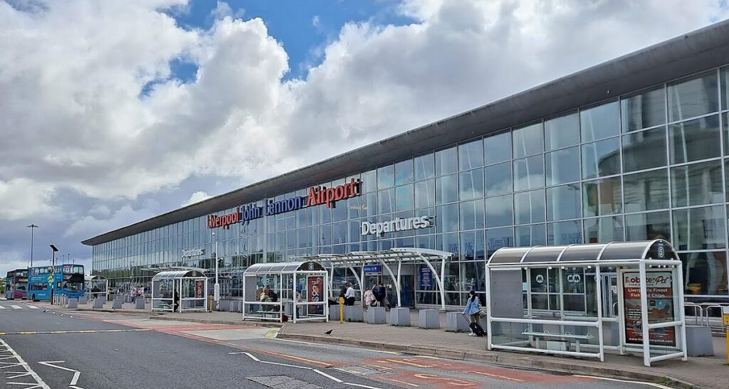 Liverpool John Lennon Airport (LPL)